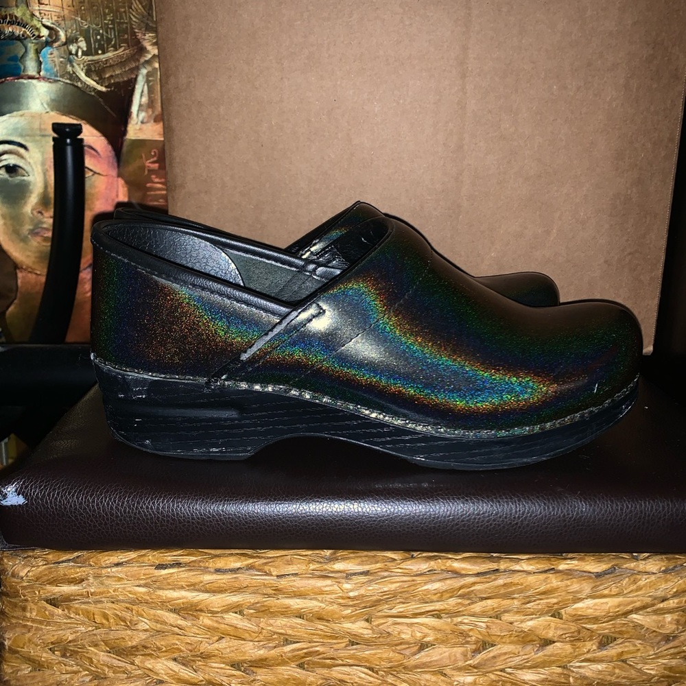 Dansko Clog Iridescent clog